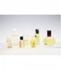 Lot de 7 miniatures féminines (variantes différentes)