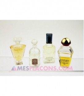 Lot de 4 miniatures féminines